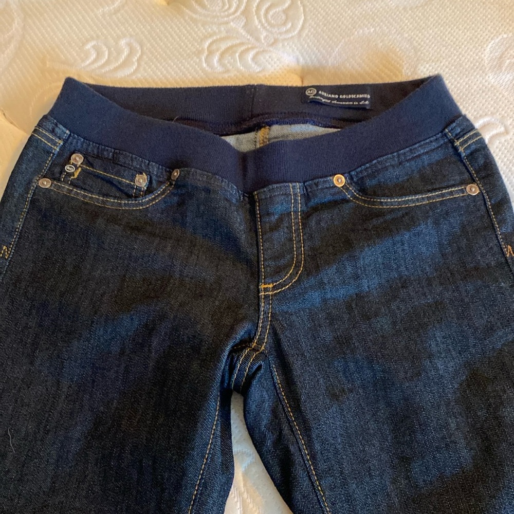 AG leggings stretchy